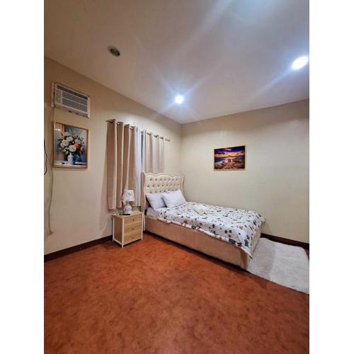 Studio2 Transient Apartment Walking Distance SPMC near SM Lanang