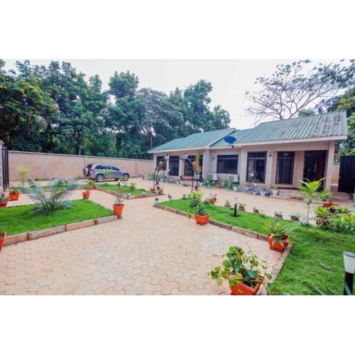 Stunning 2-Bed Apartment in Moshi Town