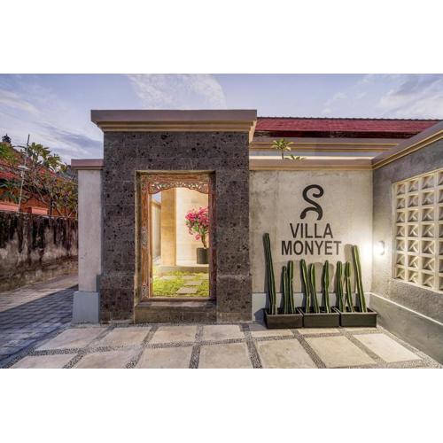 Stunning 2 bed Beachside Villa Brand New