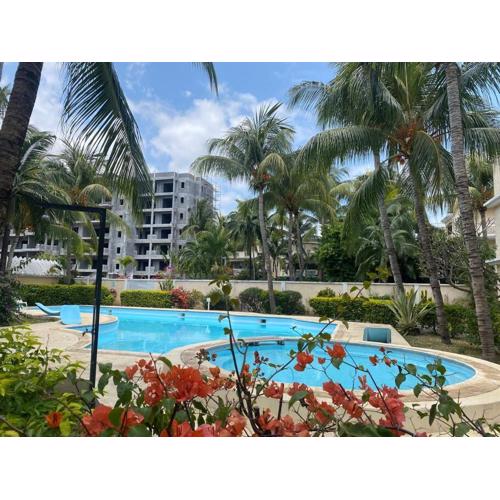 Stunning 2BR Apartment - near Flic en Flac beach!
