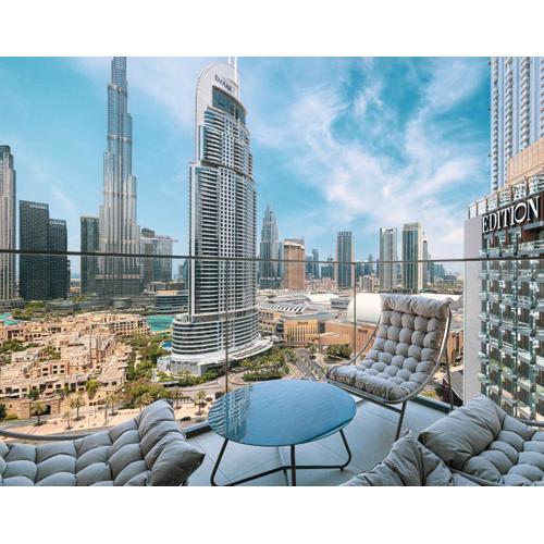 Stunning 2BR Full Burj Khalifa Views 5min walk to Dubai Mall