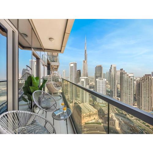 Stunning 2BR with Burj View & Infinity Pool