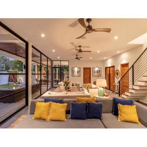 Stunning 5 BR Villa Berawa - 3 min to the beach