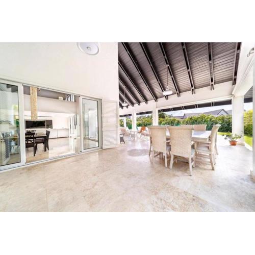 Stunning and luxurious villa in the beautiful Punta Cana resorts