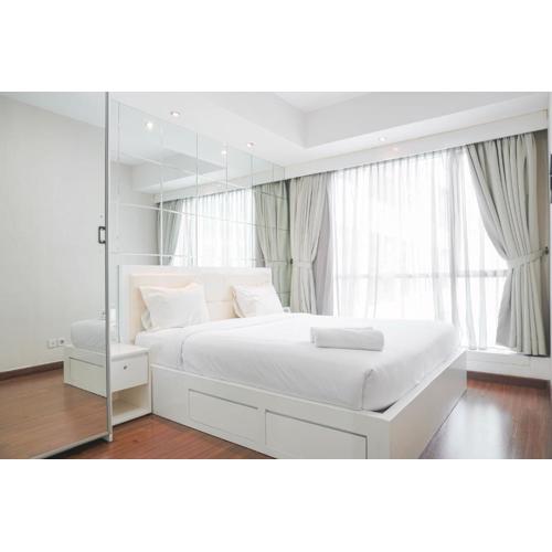 Stunning and Strategic 2BR Apartment at Casa Grande Residence By Travelio