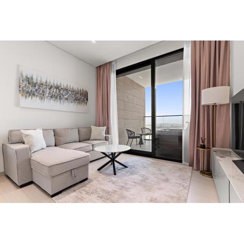 Stunning Brand New Studio with Private Jacuzzi