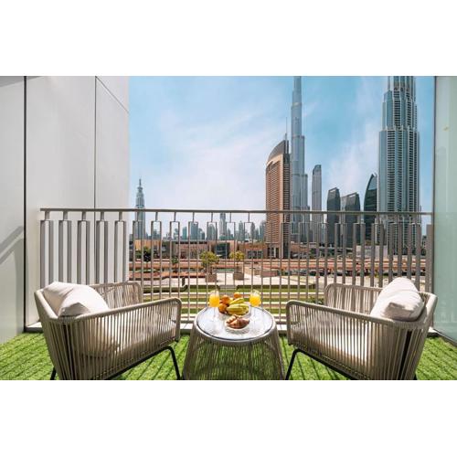 Stunning Burj Khalifa Views - Dubai Mall Access - Infinity Pool - MaxStays