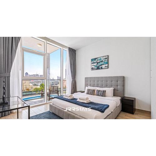 Stunning Luxury 1BR - Modern with Pool View - JVC