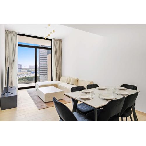 Stunning modern 3BR apartment in JVC