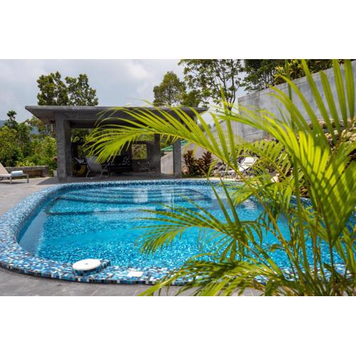 Stunning Pool Villa with Sunset Sea Views