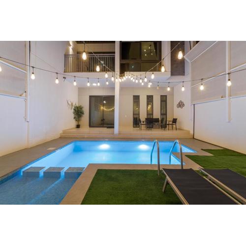 Stunning Private Pool 4 Bedroom House - Damac Hills 2 Dubai Land