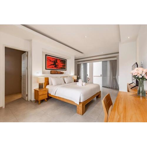 Stylish 1 Bd Pvt Apartment w shared kitchen and pool