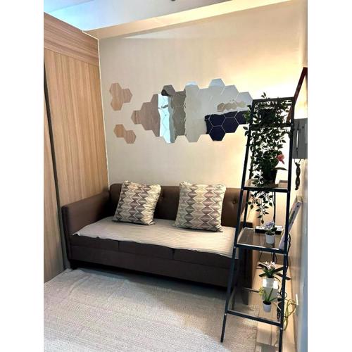 Stylish 1BR Condo at Shore Netflix & Chill-Pool View