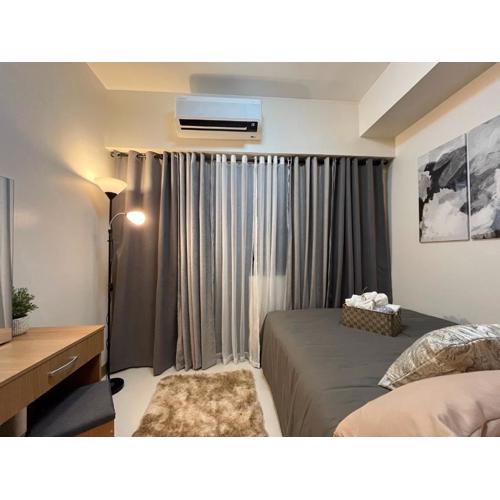 Stylish 1BR Condo in Makati City