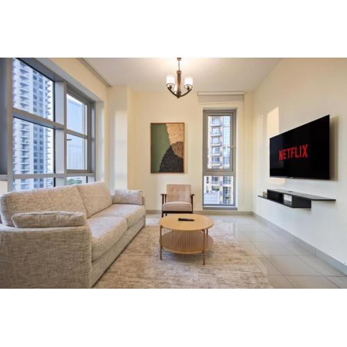 Stylish 1BR in Downtown - 5 Min to Burj & Mall