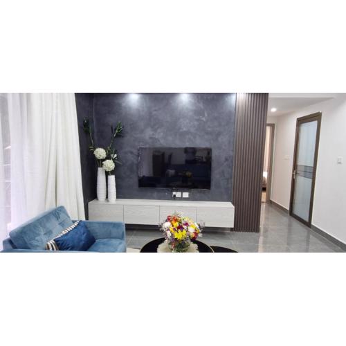 Stylish 2 Bedroom Serviced Apartment with Study, Your Urban Retreat