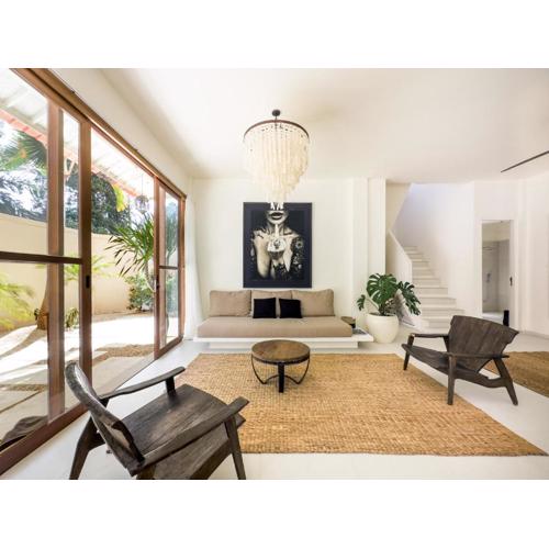 Stylish 2bdr poolvilla Centre Seminyak