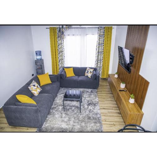 Stylish 2br Apartment at Tatu City, gym and pool