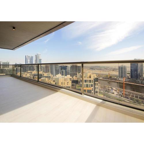 Stylish 2BR Downtown Apartment Burj & Mall Nearby