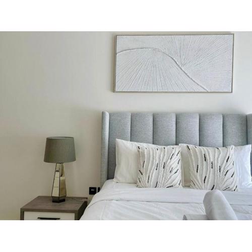 Stylish 2br In Jvc Private Pool New Interiors