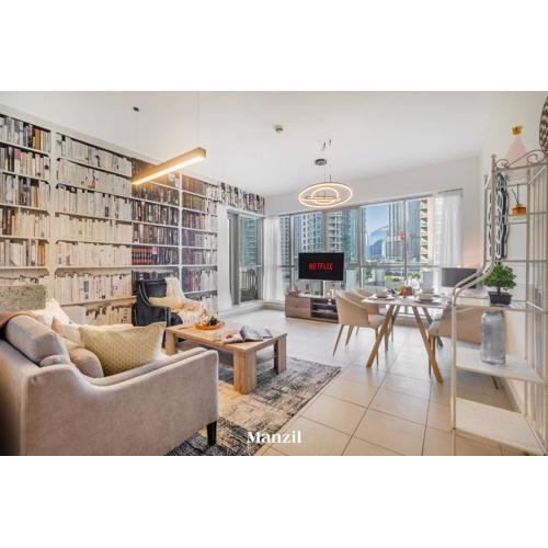 Stylish 2BR with Burj Khalifa View near Dubai Mall