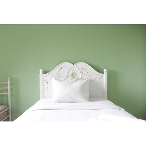 Stylish and Comfortable Studio at Beverly Dago Apartment By Travelio