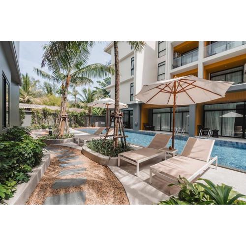 Stylish Beachfront 2BR Flat