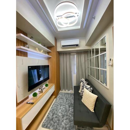 Stylish Central Space near SM Mall of Asia with WIFI