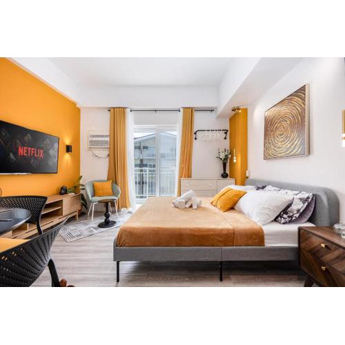 Stylish Condo Near Airport- Poolview Amani Grand