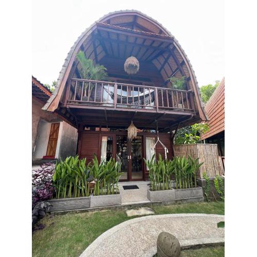 Stylish Lumbung in the heart of Uluwatu