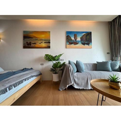 Stylish Seaview Studio Apartment