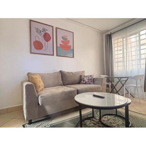 Stylish & Spacious South B Studio Secure & Private