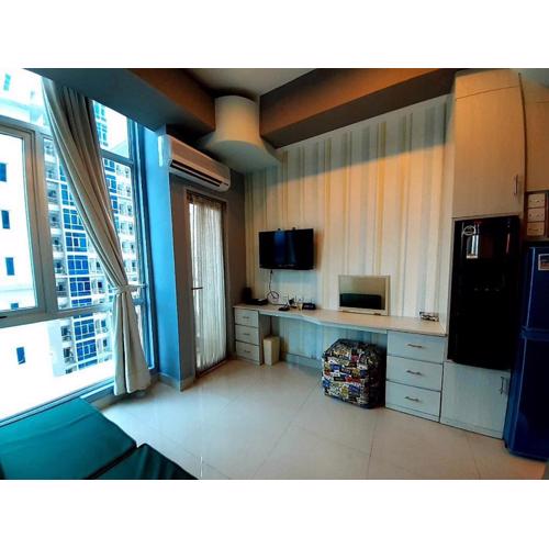 Stylish studio unit at Capitol Park Residence