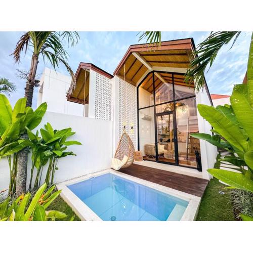 Stylish Tiny Villa Mezzanine near Canggu Central