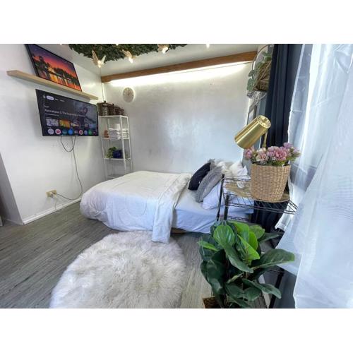 Stylish unit in Ortigas near podium & holiday inn