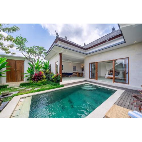 Stylish villa, Ubud, 2 bed,2 bath, central location, pool, private!