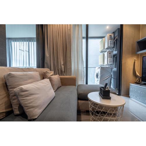 Stylish1-Bedroom Apartment in 5-Star Resort B510