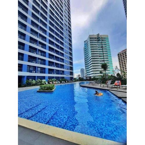 Stylish&Homey1-Br Apartment in Makati