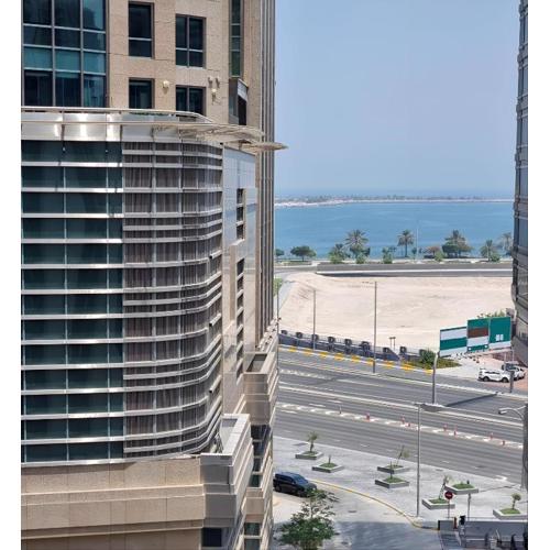Suave Sea View Stay Abu Dhabi