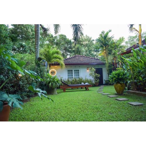 Subhasha Summer House