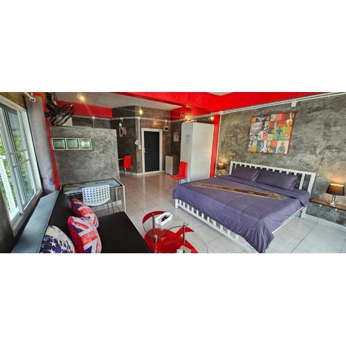 Suites & Gym by Karon Homes