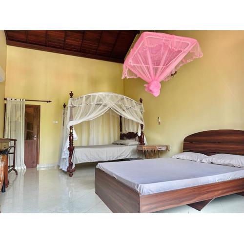 Sujee Villa White House