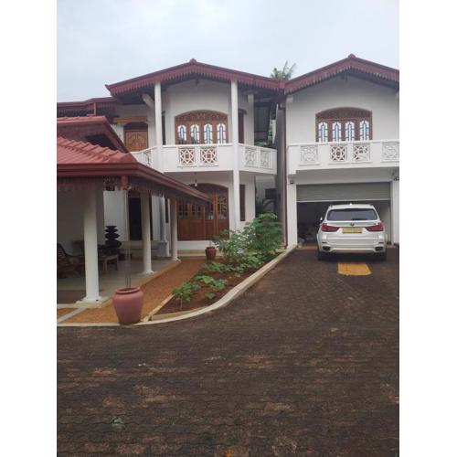 Sujee Villa White House