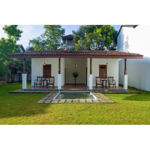 Summer House - Private villa close to International Airport BIA