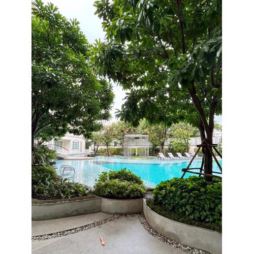 Summer Hua Hin by Patsara