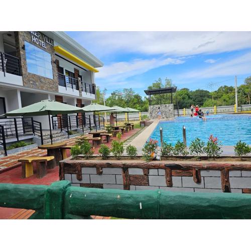 Summerville Hotel and Resort