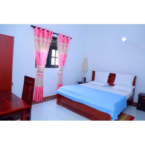 Sunflower House Weligama