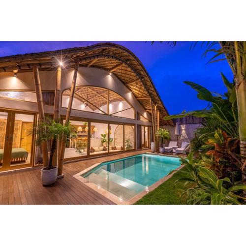 Sunny Paradise Villa by Betterplace