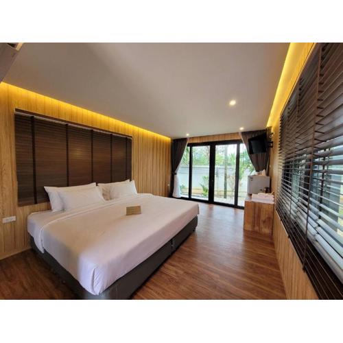 Sunnyvale Ranong 2