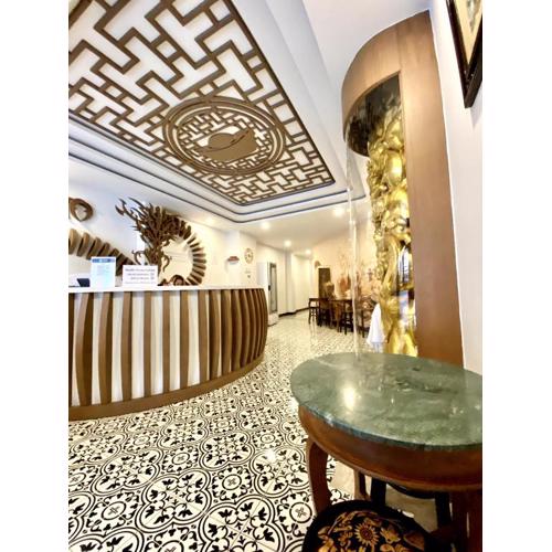 Sunray Beach Hotel Patong